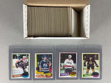 1980 Topps Hockey Complete High Grade Unscratched Set + 10 Posters
