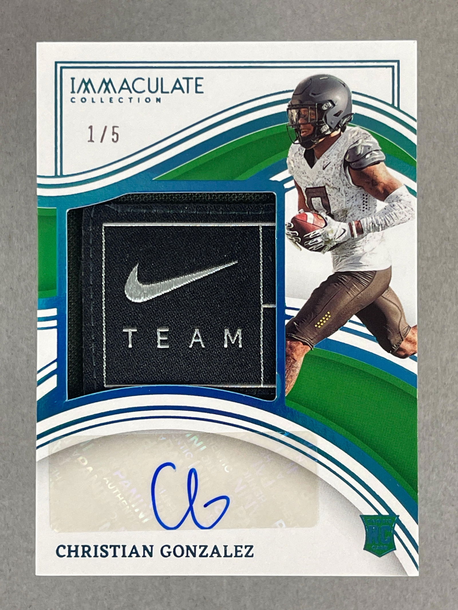 2022 Panini Immaculate Nike Swoosh Auto Christian Gonzalez 1/5 (1 of 2)