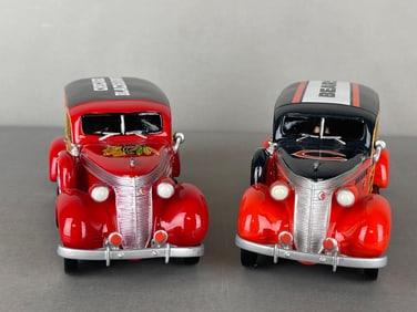 The Hamilton Collection Chicago Bears and Chicago Blackhawks Woody Wagons