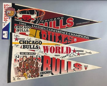 4 - 1991 Chicago Bulls Pennants and 1 - Button