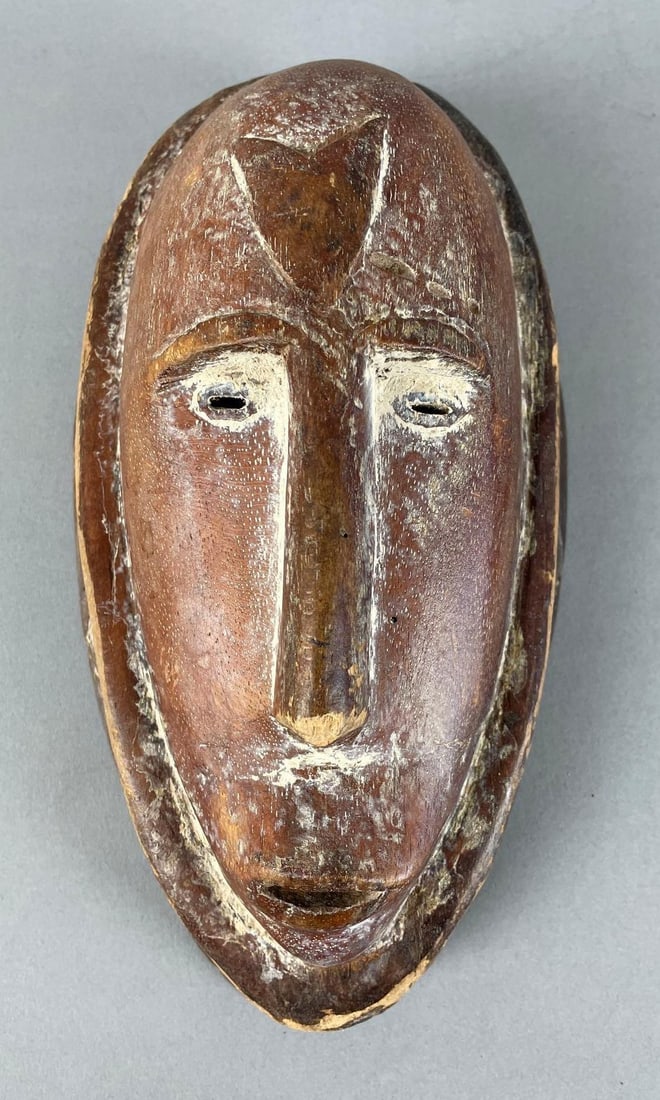 African Tribal Carved Wood Mask (1 of 2)