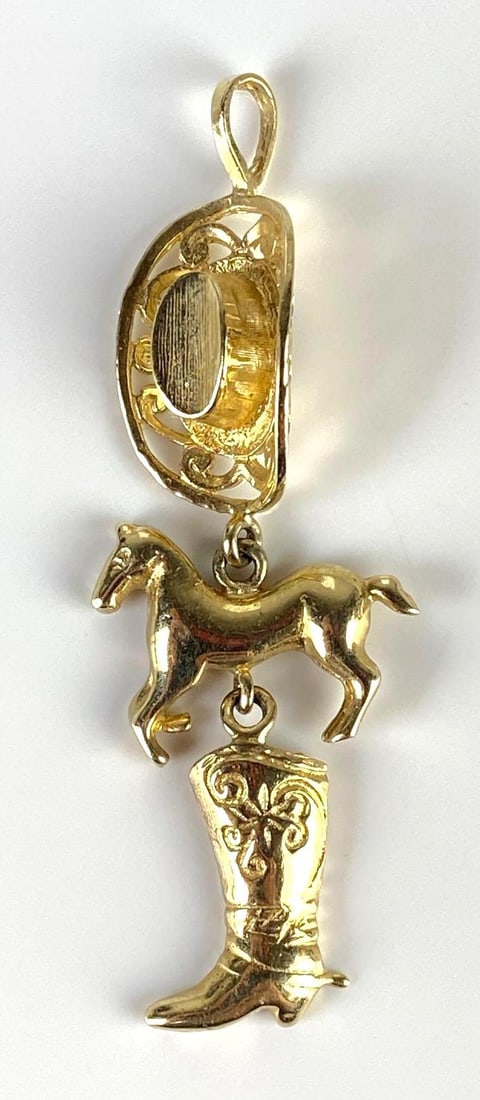 10K Gold Equestrian Theme Necklace Pendant (1 of 4)