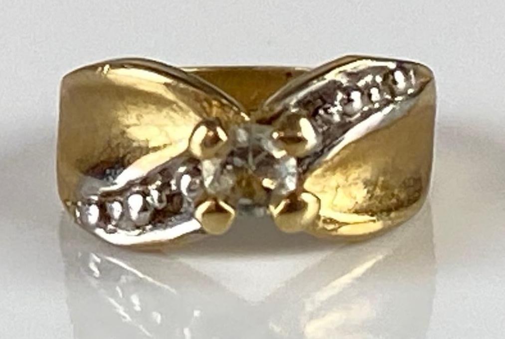 10K Gold Aquamarine Miniature Ring Necklace Pendant (1 of 4)