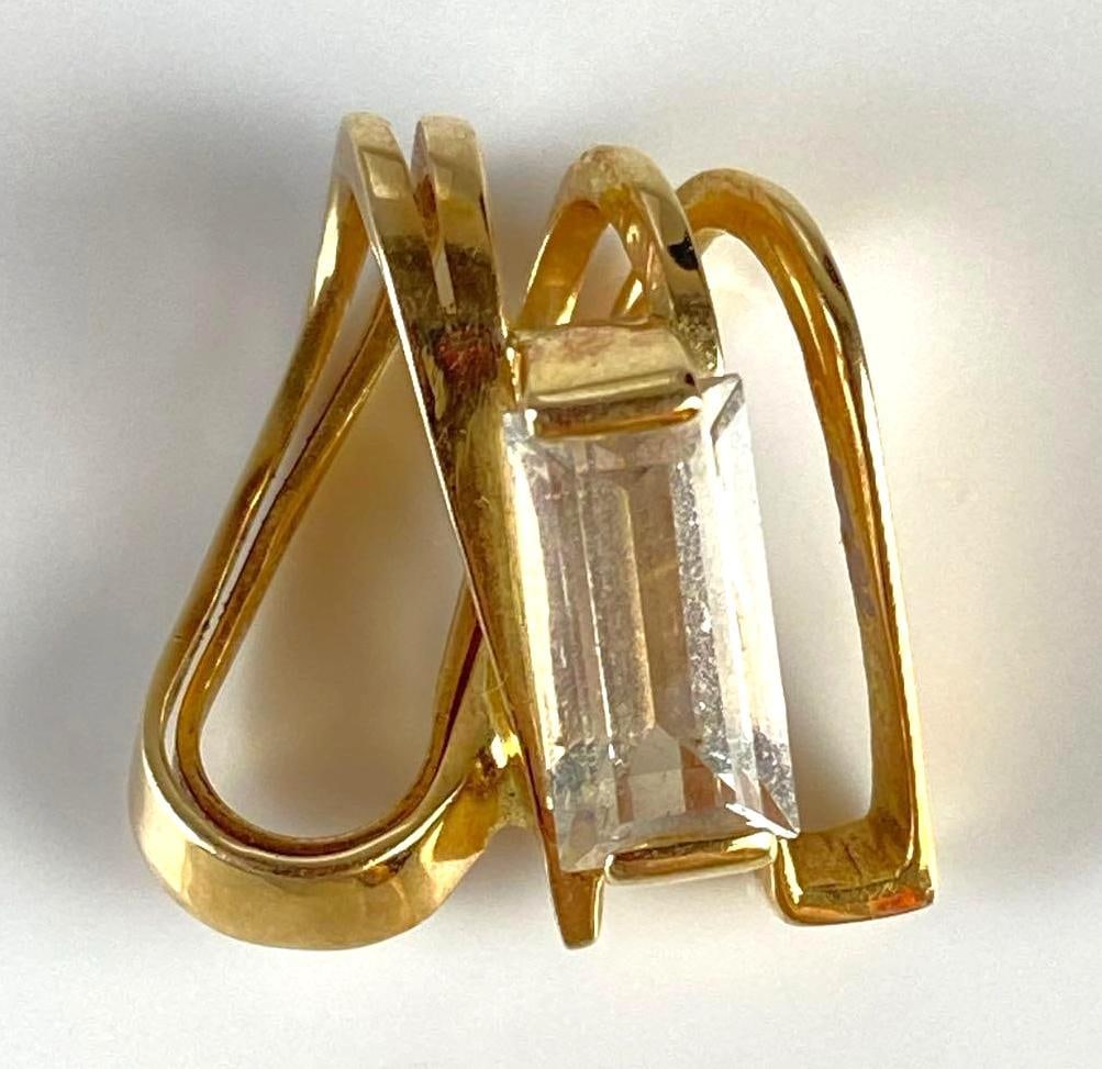 14KnGold White Topaz Necklace Pendant: In-House Shipping Option: If you would like to use our in-house shipping service, please select “Arrange My Own Shipping” when paying your invoice. After payment, our in-house shipping team