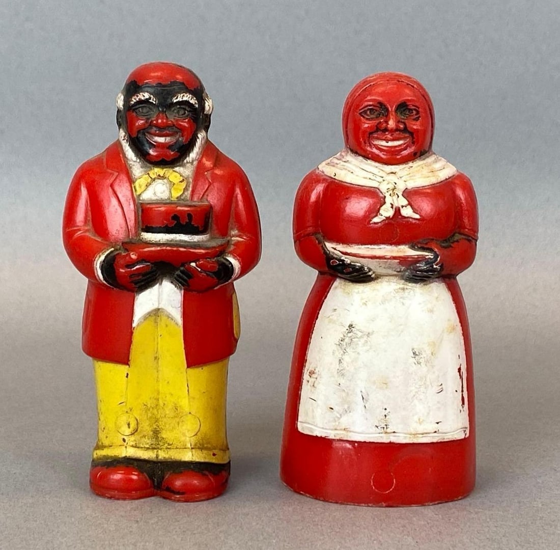 Pair of F and F Black Americana Salt and Pepper Shakers (1 of 6)