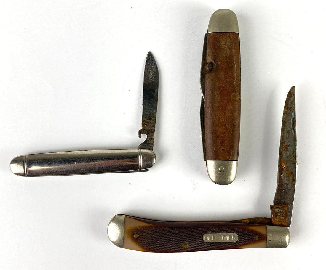 Group of 3 Vintage Folding Pocket Knives (1 of 2)