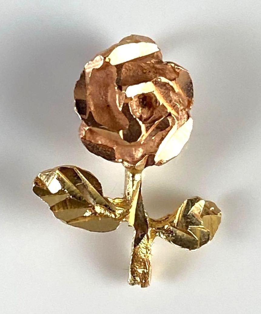 10K Black Hills Gold Rose Necklace Pendant (1 of 2)