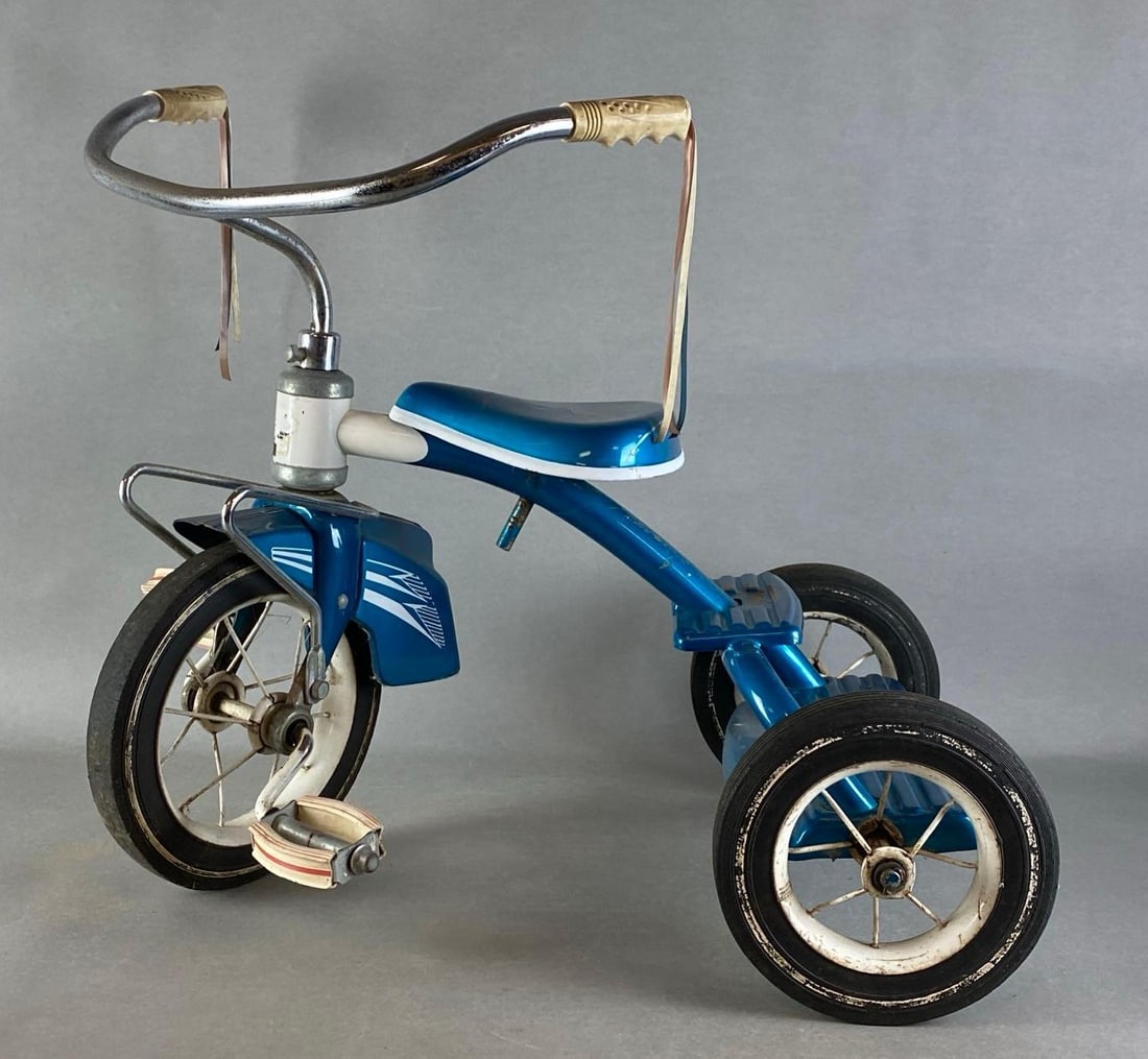 Vintage Western Flyer Survivor Tricycle (1 of 6)