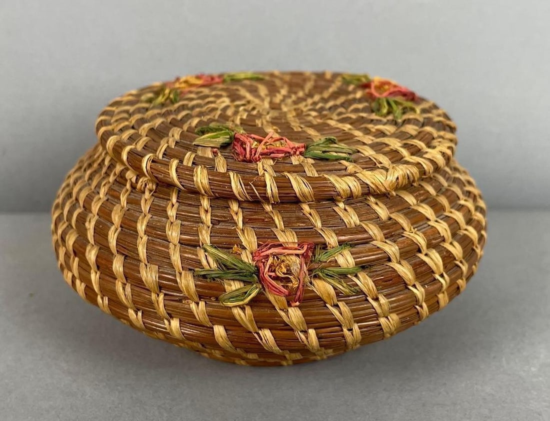 Vintage Woven Pine Needle Basket with Lid (1 of 3)