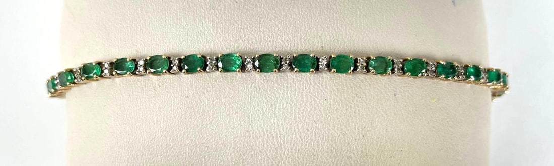 14K Gold Diamond and Green Tourmaline Tennis Bracelet: In-House Shipping Option: If you would like to use our in-house shipping service, please select “Arrange My Own Shipping” when paying your invoice. After payment, our in-house shipping team