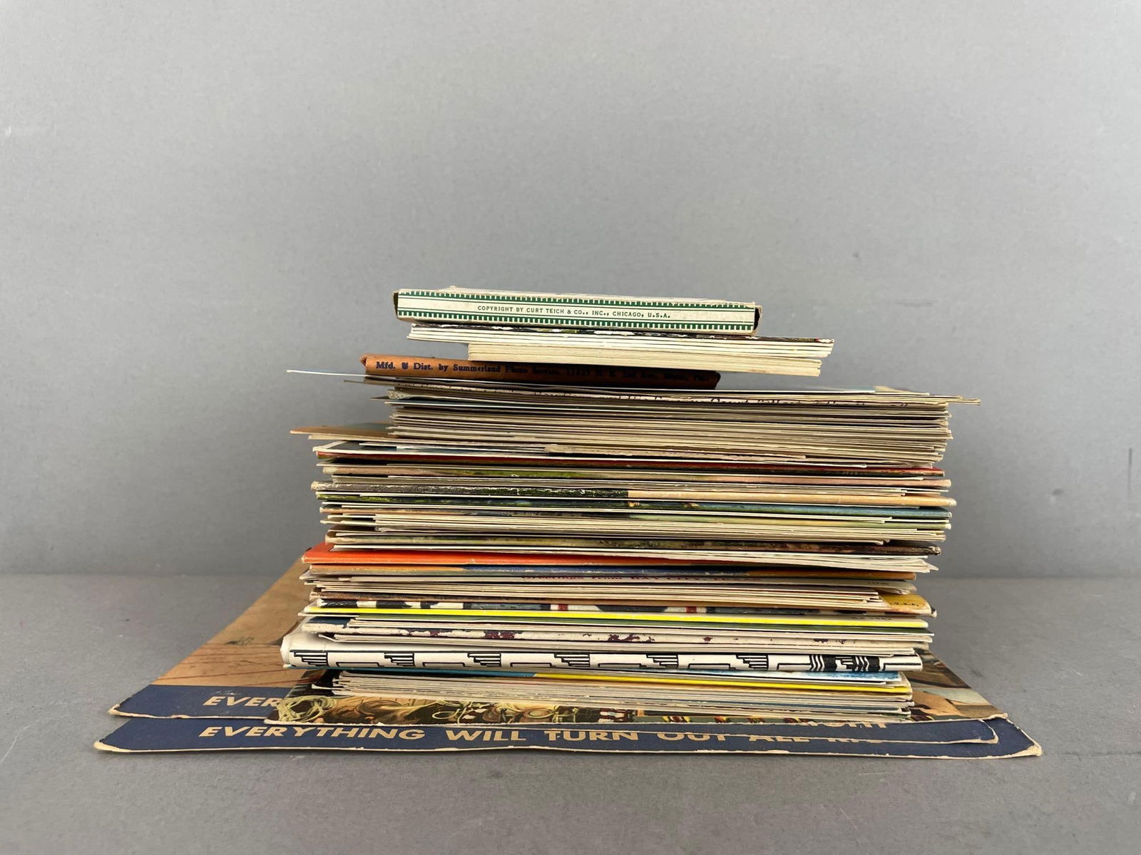 Postcards - 100+ Assorted - 5