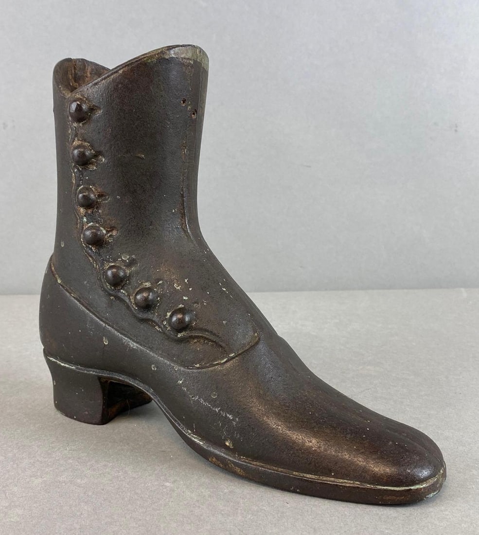 Antique Curtis-Leger Fixture Co. Cast Iron Advertising Boot (1 of 5)