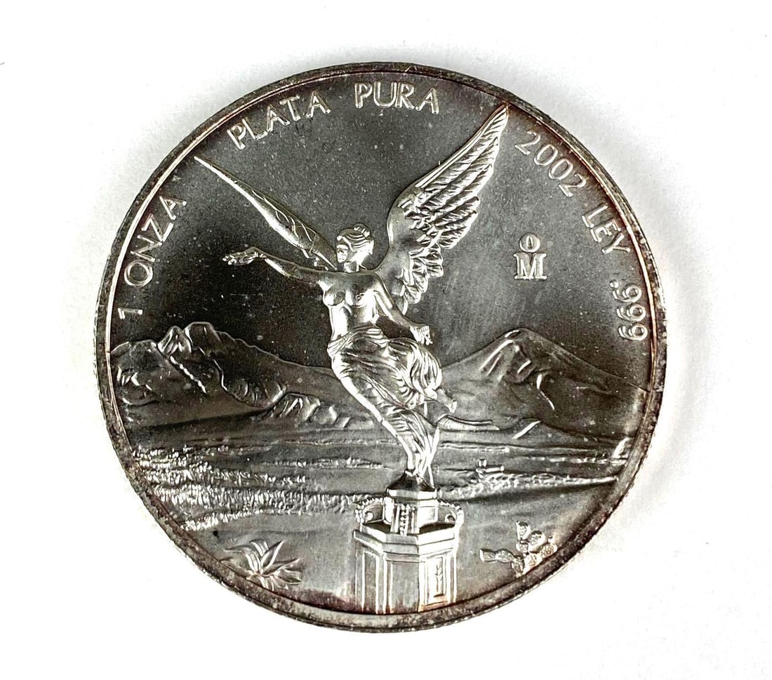 2002 Mexico Libertad 1 Onza 1 oz .999 Fine Silver Round (1 of 2)