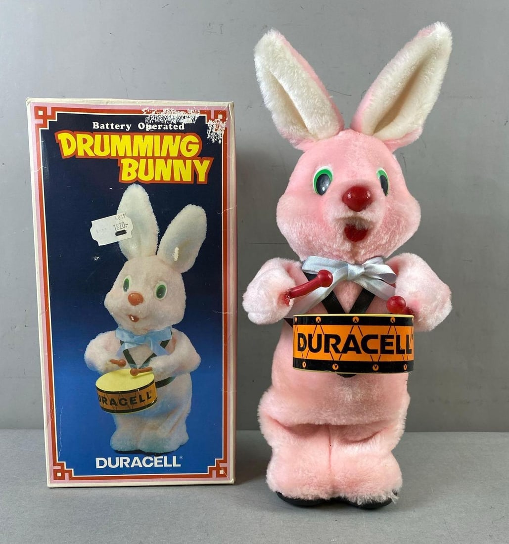 Vintage Duracell Drumming Bunny Animatronic Figure (1 of 3)