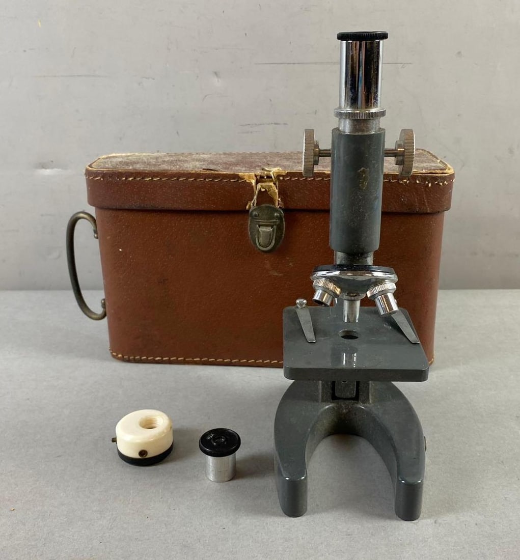 Vintage Microscope Kit in Leather Case (1 of 4)