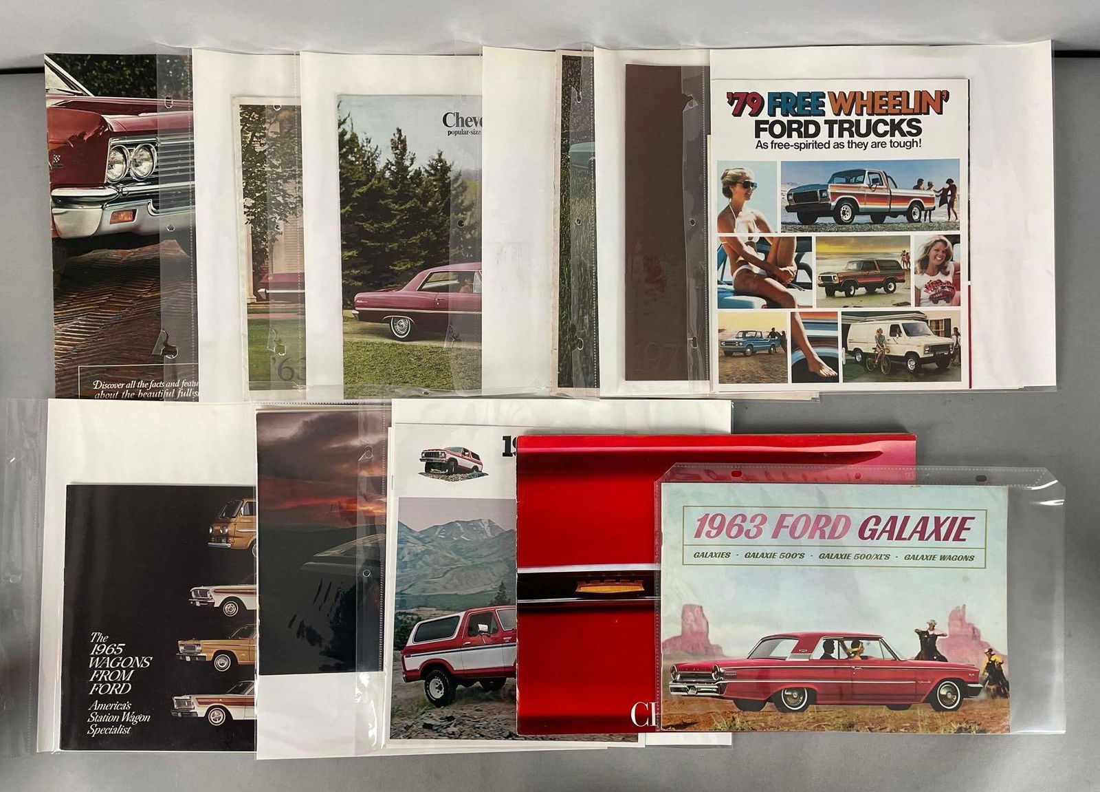 Group of 16 1970s Car Advertising Brochures (1 of 2)