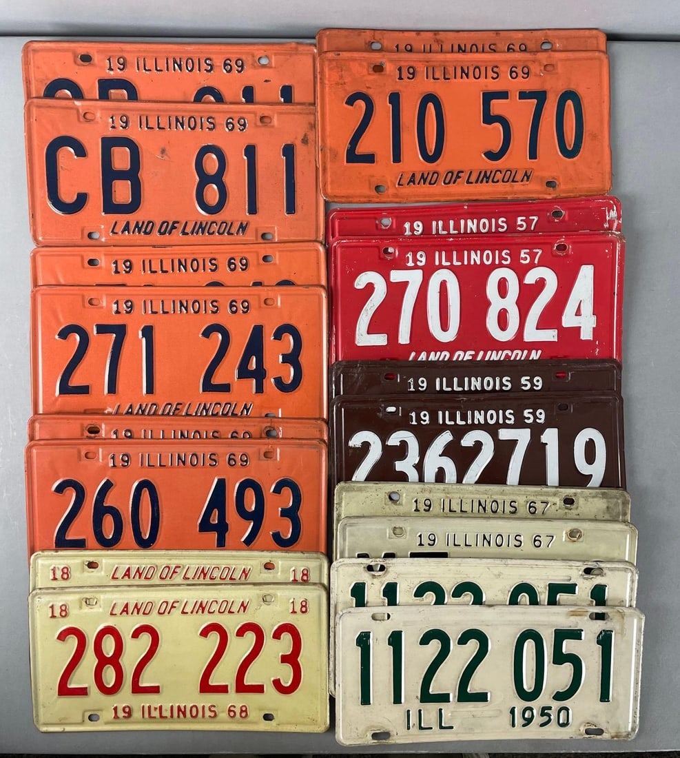 Group of Vintage Illinois License Plate Pairs (1 of 3)