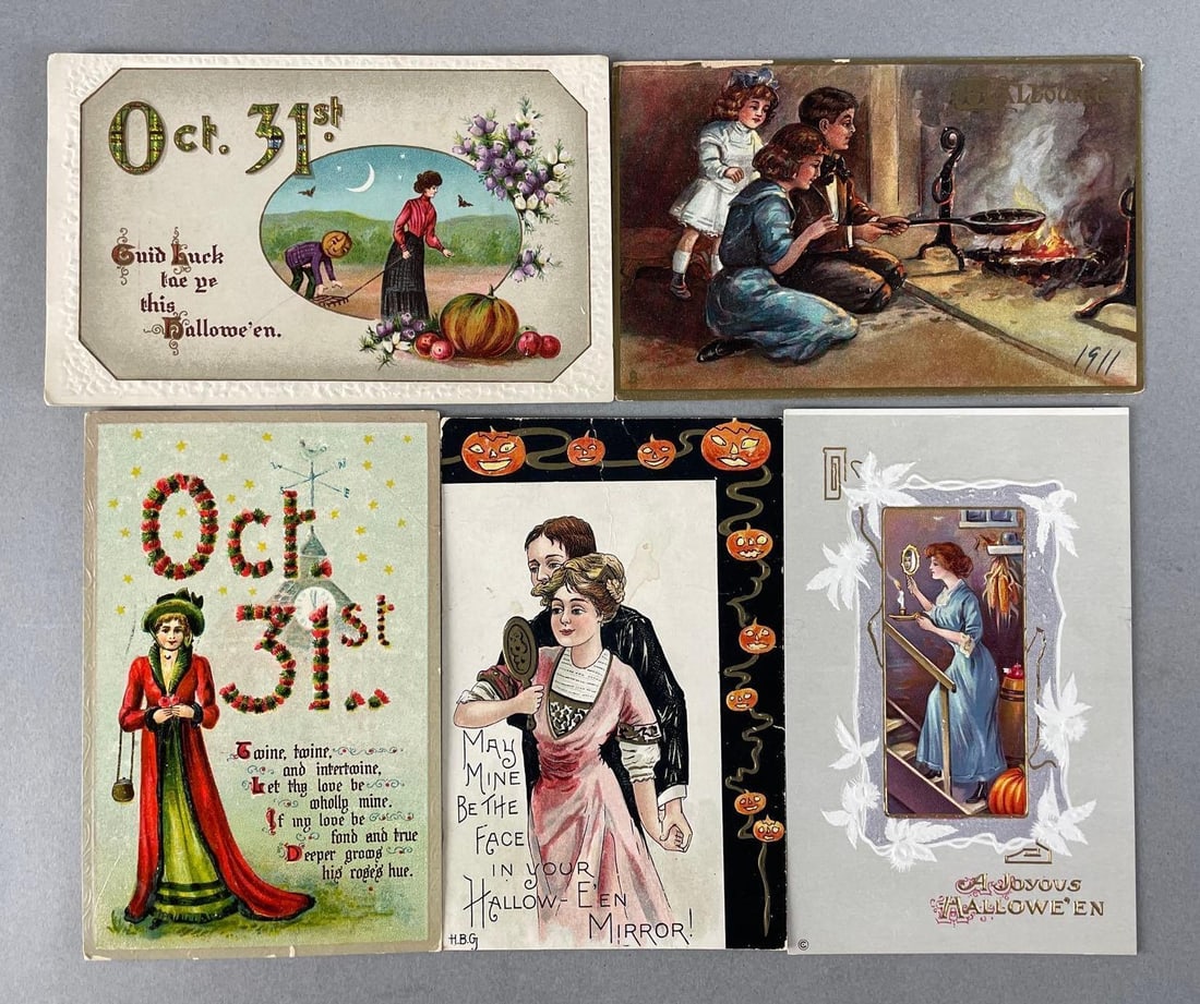 Postcards - 5 Halloween: In-House Shipping Option: If you would like to use our in-house shipping service, please select “Arrange My Own Shipping” when paying your invoice. After payment, our in-house shipping team