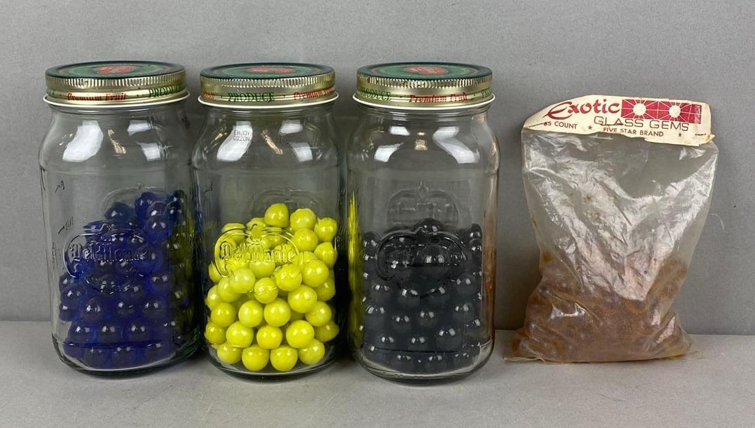 Group of Assorted Vintage Marbles: In-House Shipping Option: If you would like to use our in-house shipping service, please select “Arrange My Own Shipping” when paying your invoice. After payment, our in-house shipping team wi