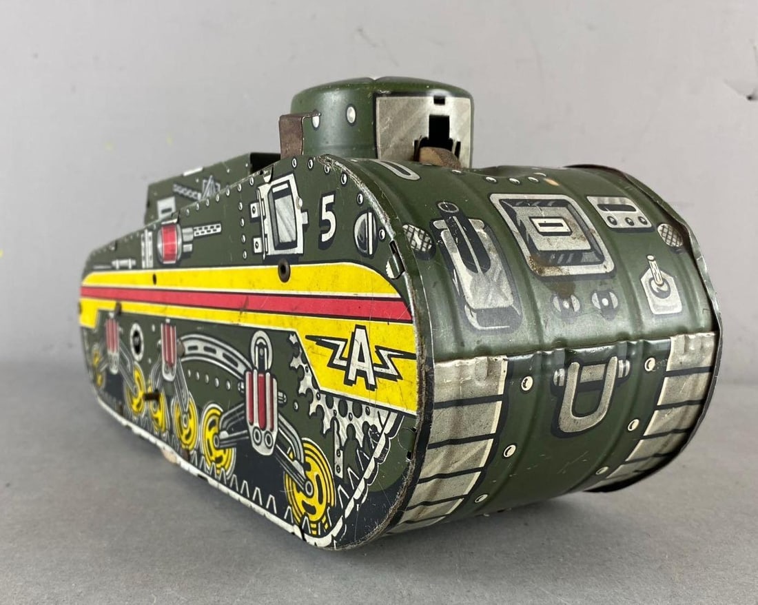 Vintage Marx Toys Tin Lithograph 5A Army Tank (1 of 4)