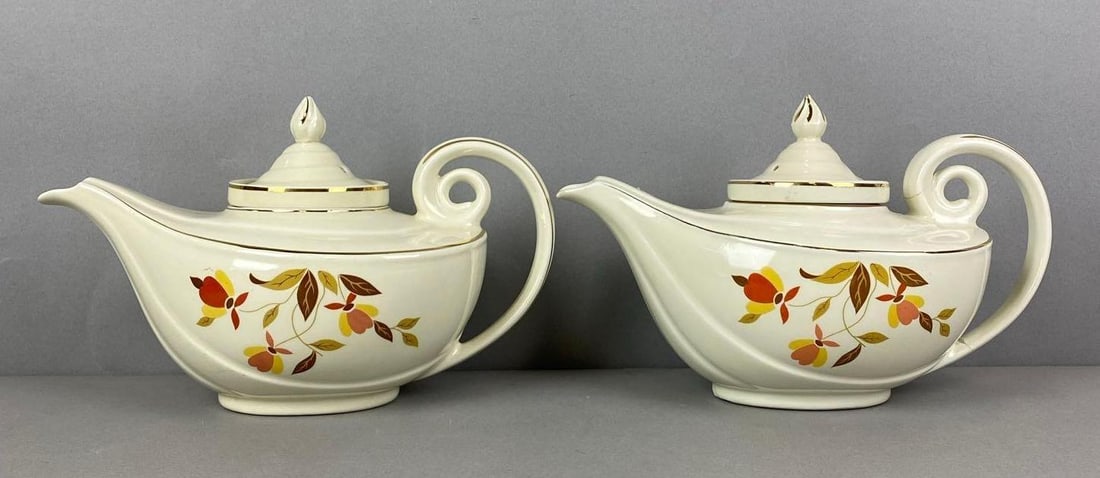Group of 2 Jewel Tea Aladdin Tea Pots (1 of 4)