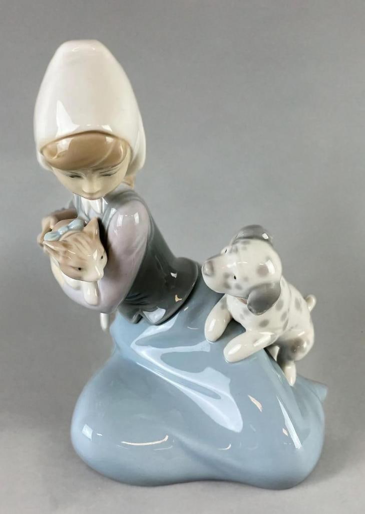 Vintage Lladro “Little Friskies ?? Porcelain Sculpture (1 of 4)