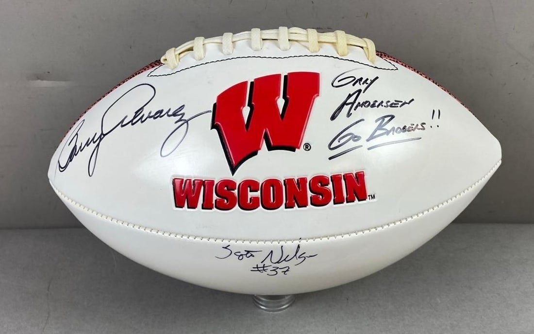 Signed Wisconsin Badgers Football: In-House Shipping Option: If you would like to use our in-house shipping service, please select “Arrange My Own Shipping” when paying your invoice. After payment, our in-house shipping tea