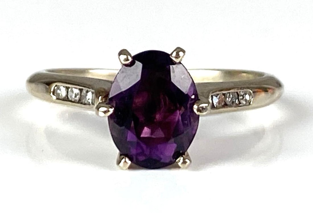 Signed Joesephs 14K White Gold Purple Spinel Diamond Ring: In-House Shipping Option: If you would like to use our in-house shipping service, please select “Arrange My Own Shipping” when paying your invoice. After payment, our in-house shipping team wi
