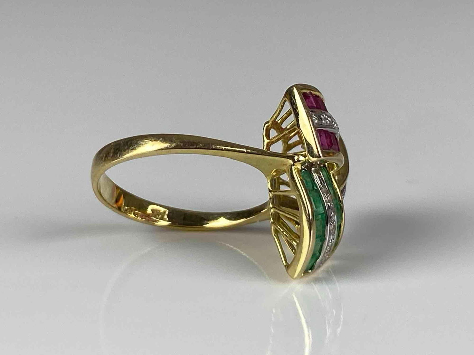 Signed 14K Yellow Gold Multi-Gem Cluster Ring - 4