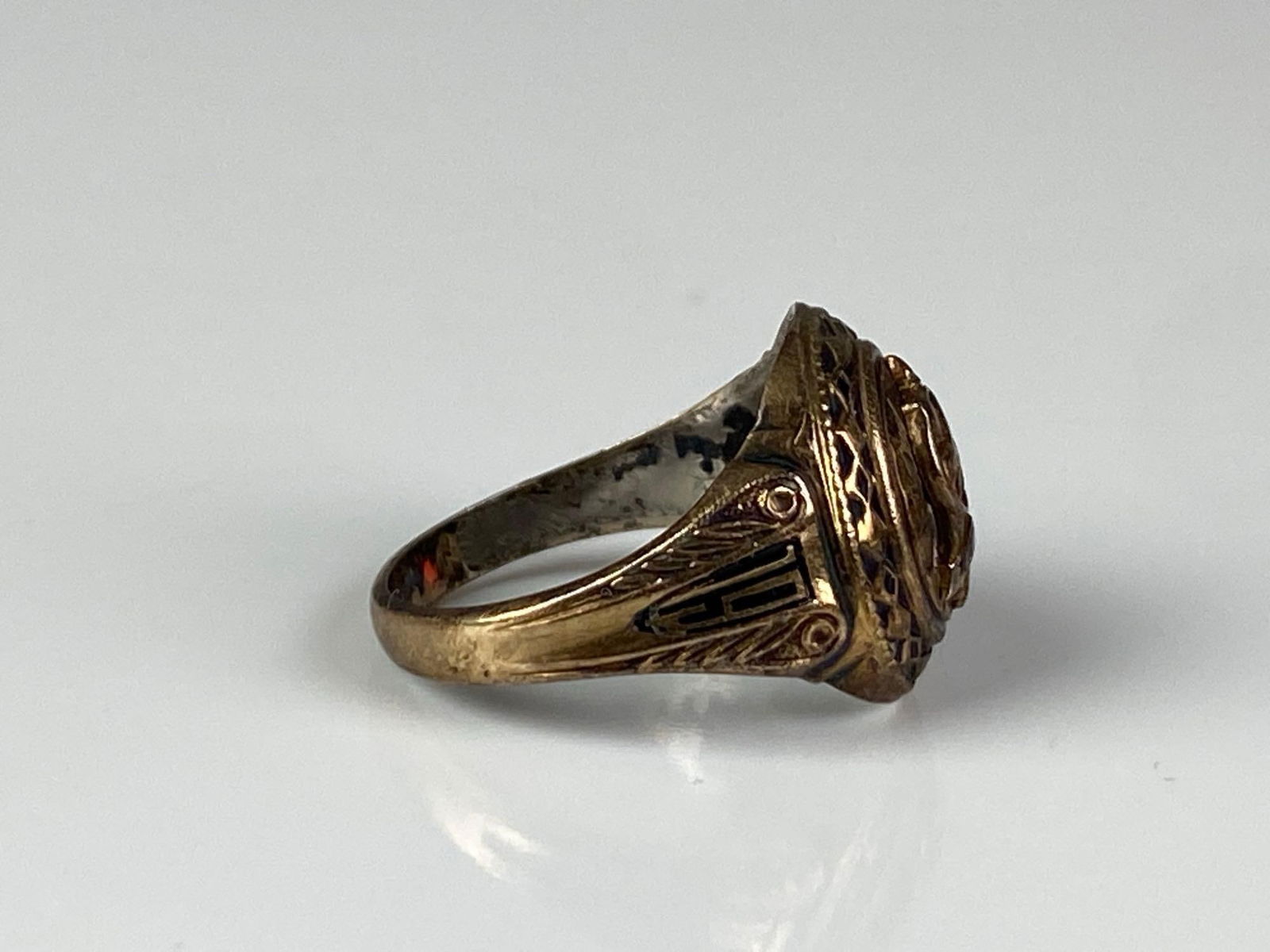 1943 Gold Plated Class Ring - 4