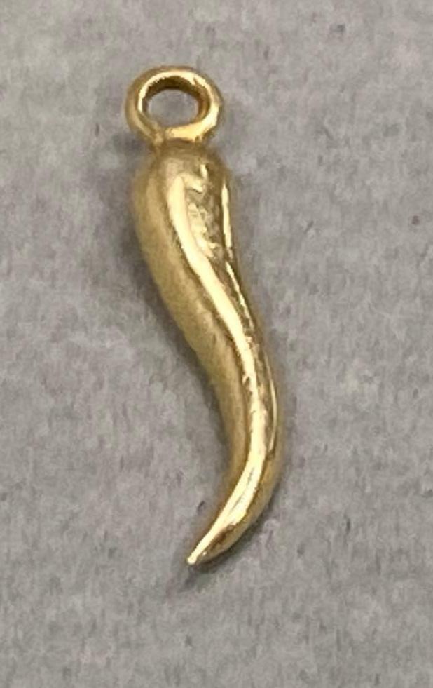 14K Yellow Gold Chili Pepper Pendant: In-House Shipping Option: If you would like to use our in-house shipping service, please select “Arrange My Own Shipping” when paying your invoice. After payment, our in-house shipping team wi