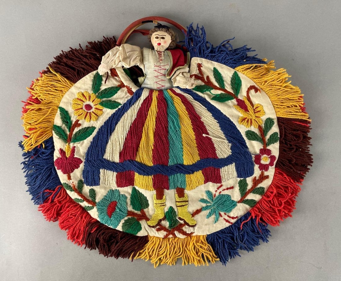 1930s Handmade Mexican Doll Bag: In-House Shipping Option: If you would like to use our in-house shipping service, please select “Arrange My Own Shipping” when paying your invoice. After payment, our in-house shipping team