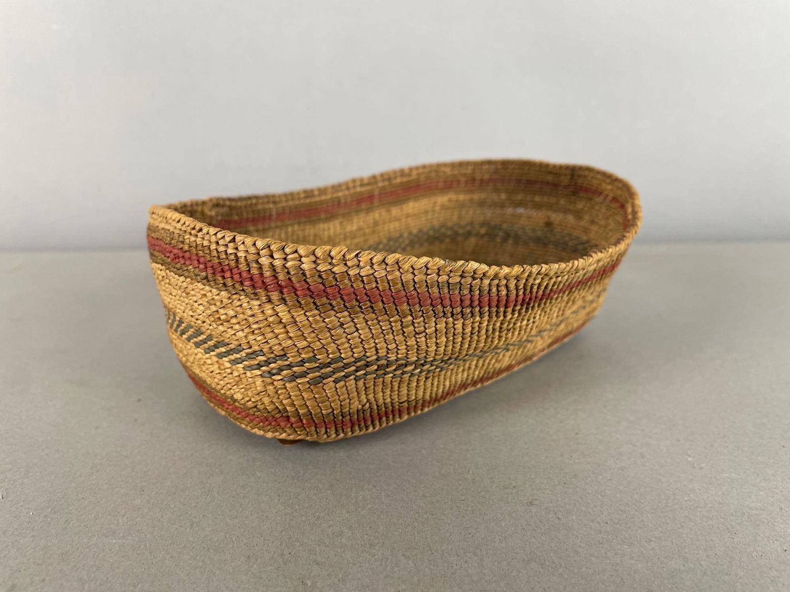Antique Makah Native American Rectangular Woven Basket - 2