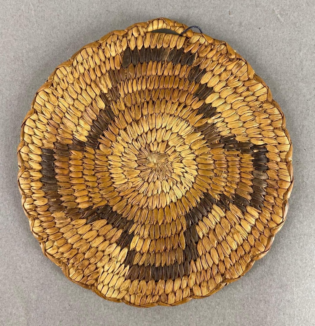 Antique Papago Native American Woven Trivet / Tray (1 of 2)