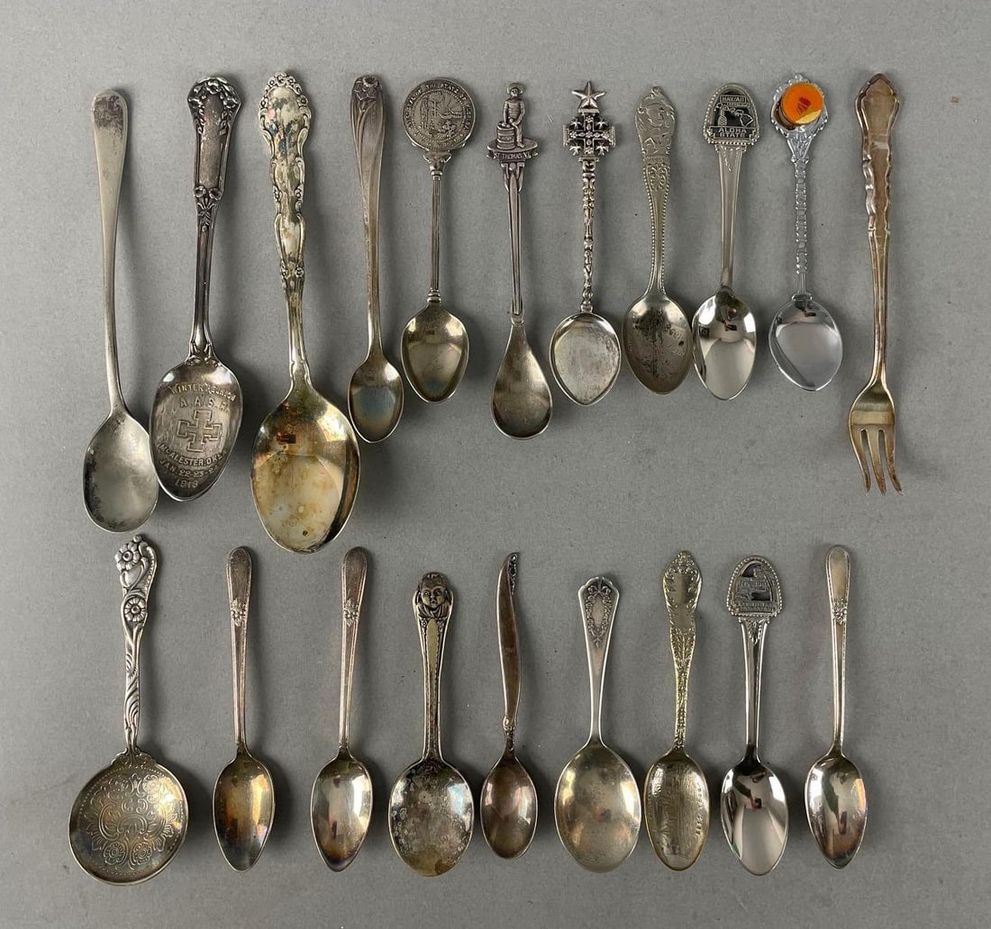 Group of Antique Silver Plate Souvenir Spoons (1 of 2)