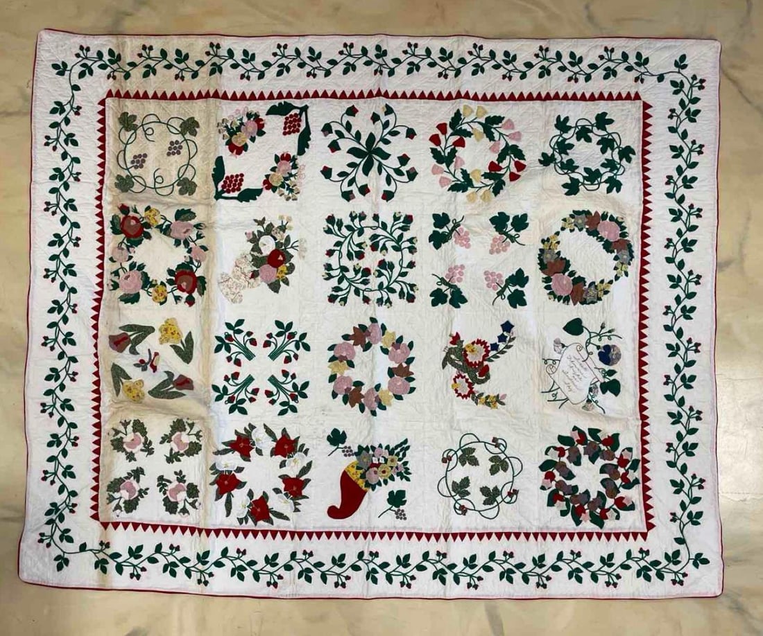 Floral Wreath Quilt (1 of 5)