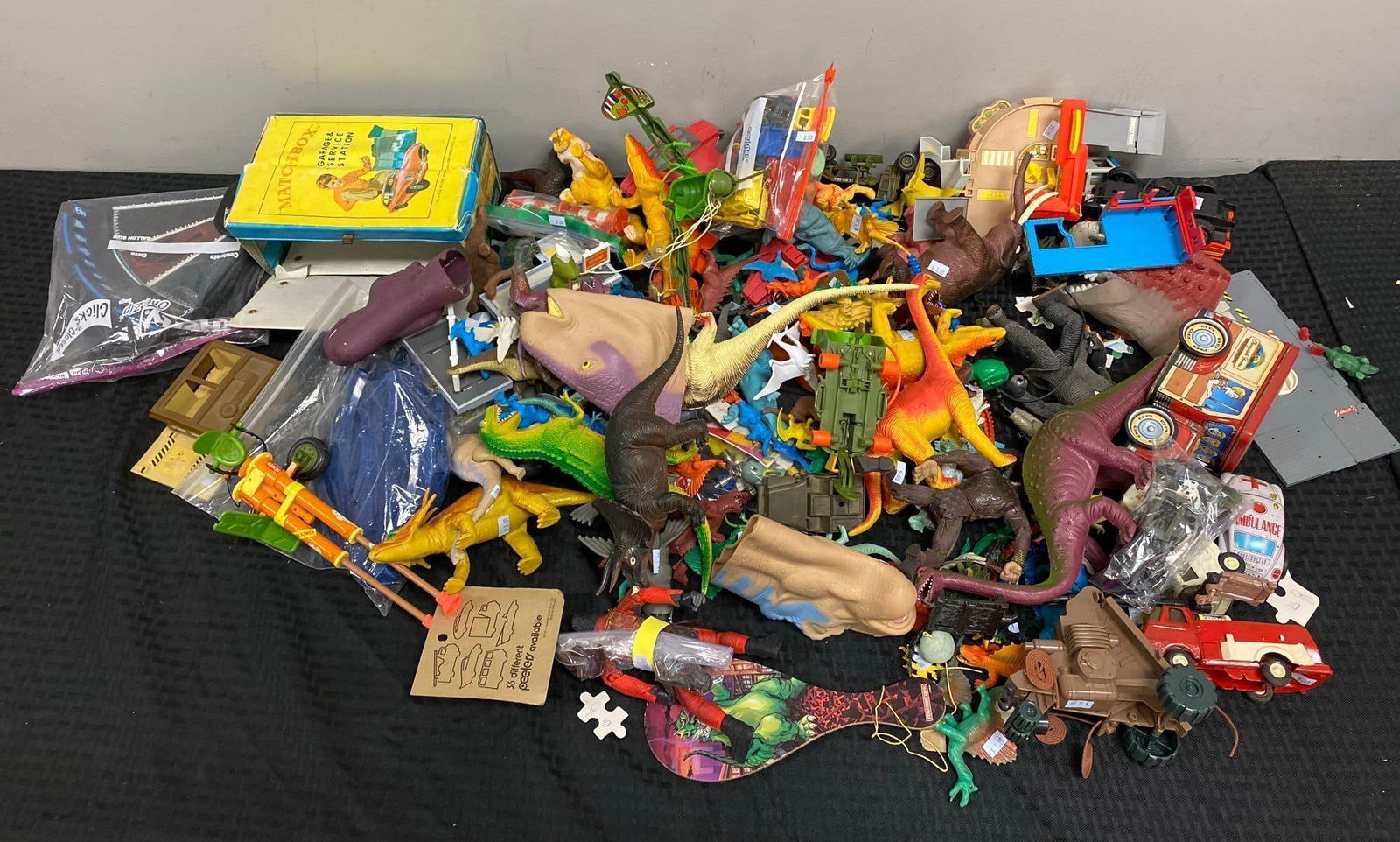 Group of Assorted Toys: In-House Shipping Option: If you would like to use our in-house shipping service, please select “Arrange My Own Shipping” when paying your invoice. After payment, our in-house shipping team wi