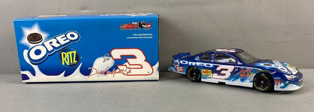 2002 Action Dale Earnhardt Oreo 1/24 Scale Monte Carlo Die Cast Vehicle: In-House Shipping Option: If you would like to use our in-house shipping service, please select “Arrange My Own Shipping” when paying your invoice. After payment, our in-house shipping team