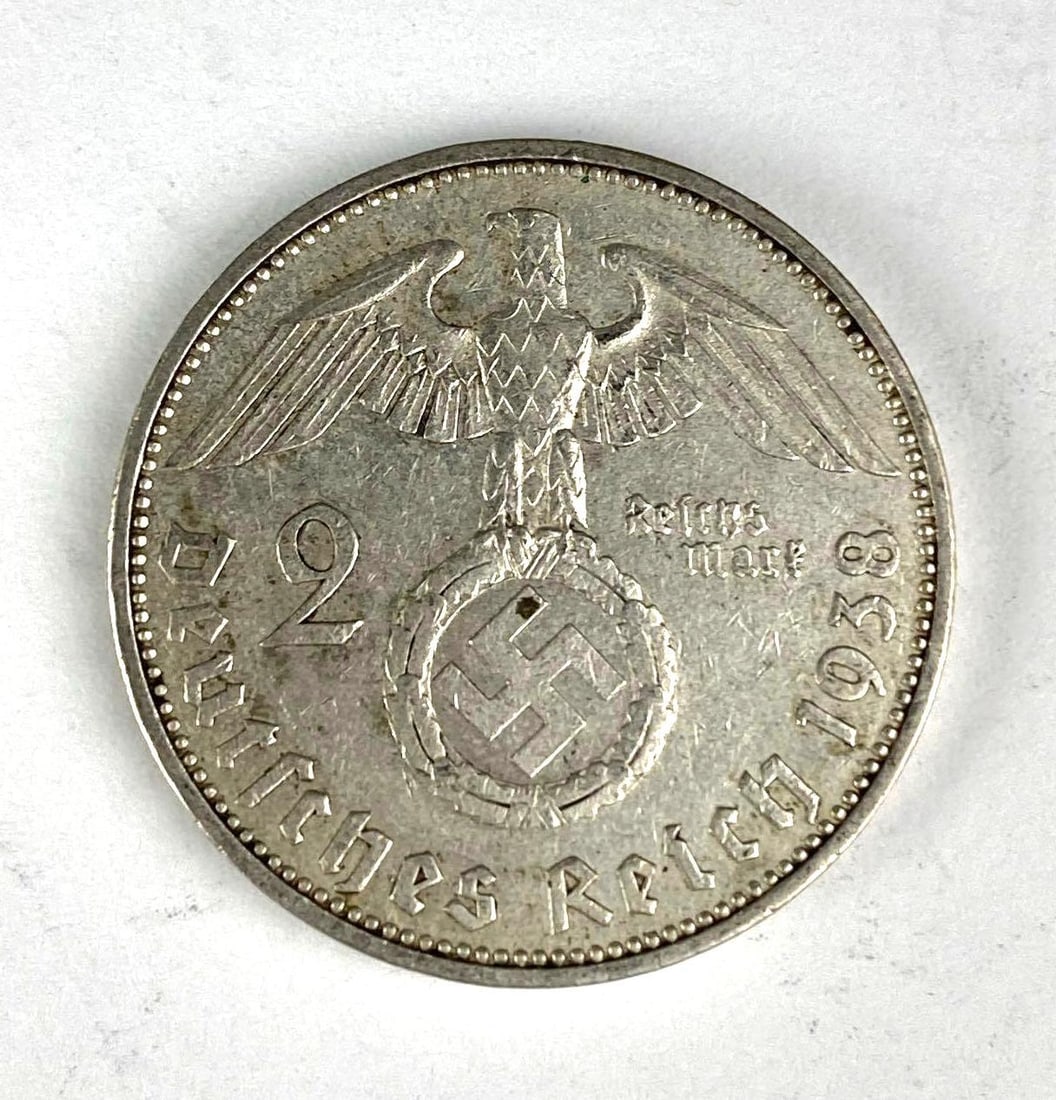 1938 WW2 German Paul von Hindenburg 2 Reichsmark Silver Coin (1 of 2)