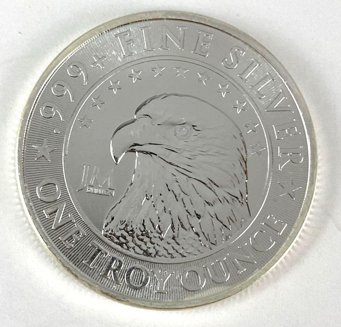 JM Bullion Eagle 1 oz .999 Fine Silver Round: JM Bullion Eagle 1 oz .999 Fine Silver Round