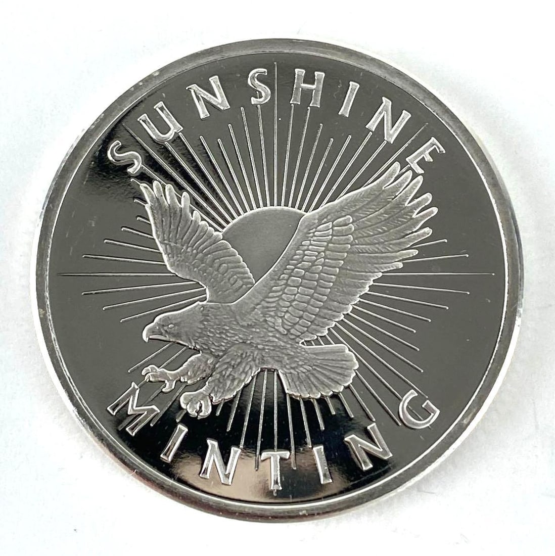 Sunshine Minting Eagle 1 oz .999 Fine Silver Round: Sunshine Minting Eagle 1 oz .999 Fine Silver Round