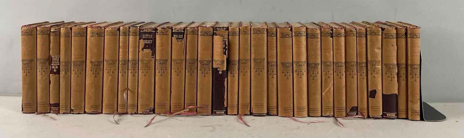 Group of Vintage Winston's Illustrated Handy Classics Books (1 of 4)