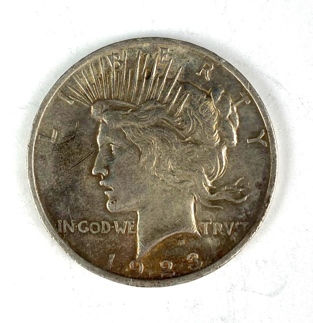 1923 US Peace Silver Dollar (1 of 2)