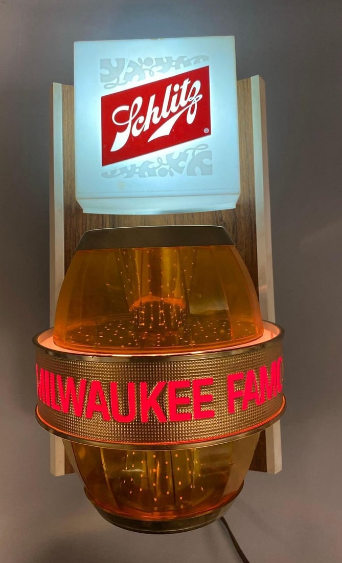 Schlitz Beer Light Up Motion Advertising Sign (1 of 5)
