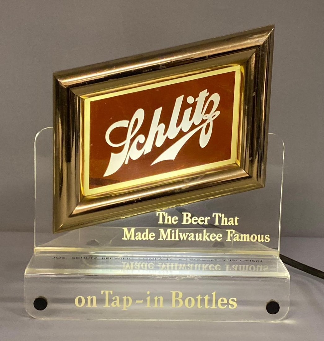 Schlitz Beer Light Up Advertising Sign (1 of 4)
