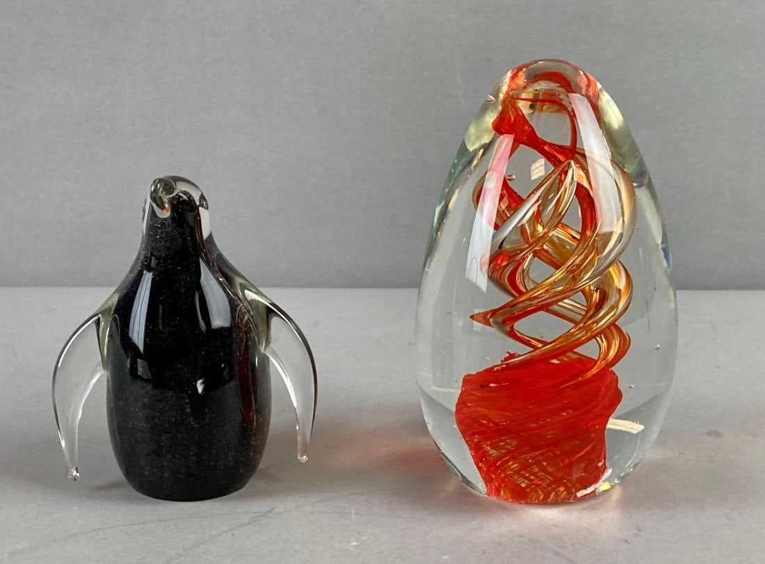 Group of 2 Handcrafted Art Glass Paperweight (1 of 2)