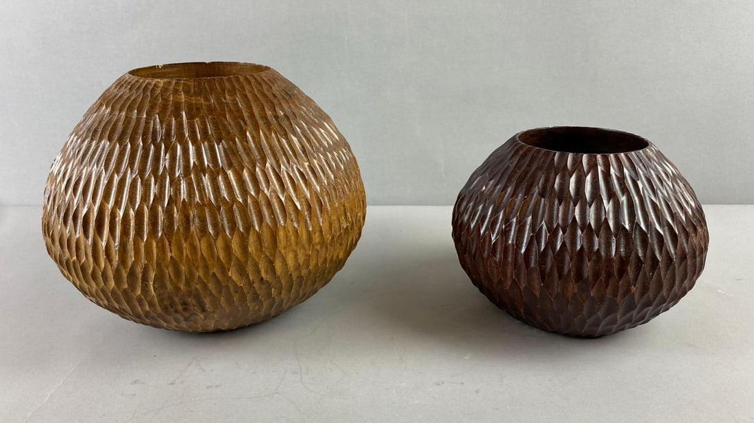 Group of 2 Hand Carved Modulus Thailand Vases (1 of 3)