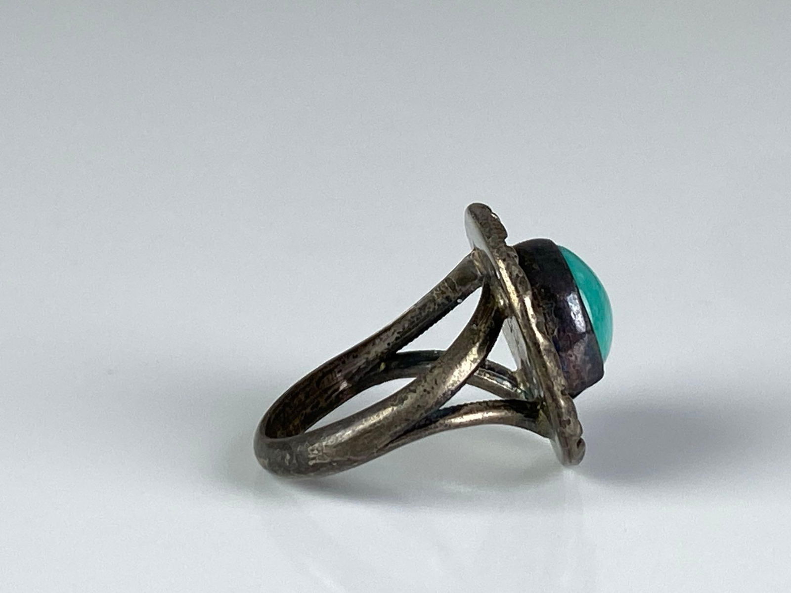 Sterling Silver Native American Turquoise Ring - 4
