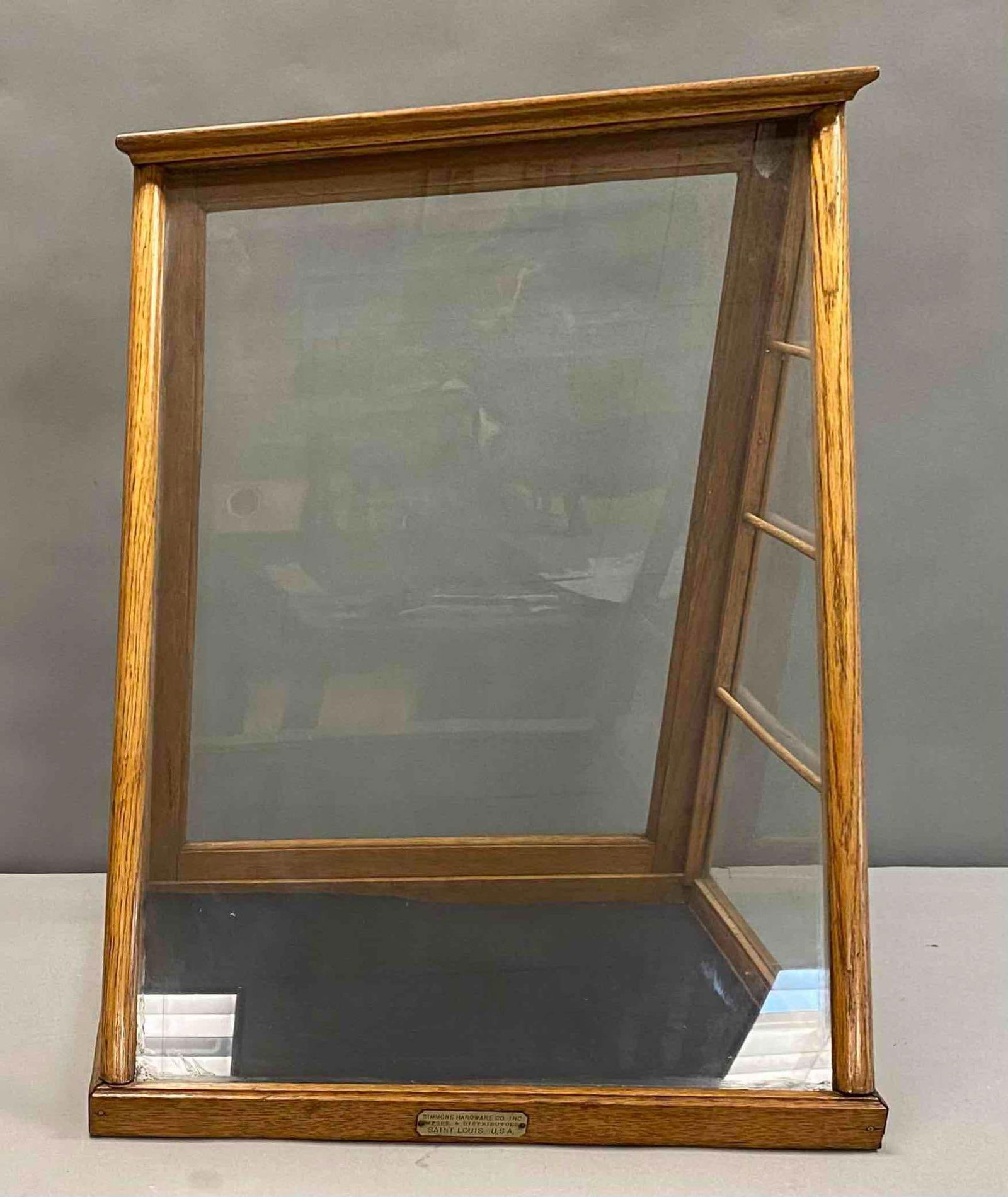 Antique Simmons Hardware Co. Tabletop Showcase (1 of 5)