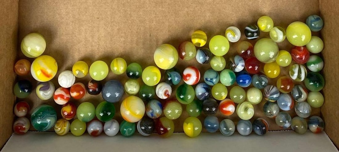 Group of Glower Marbles and More: Most are UV light reactive. Largest measures 1 inch.